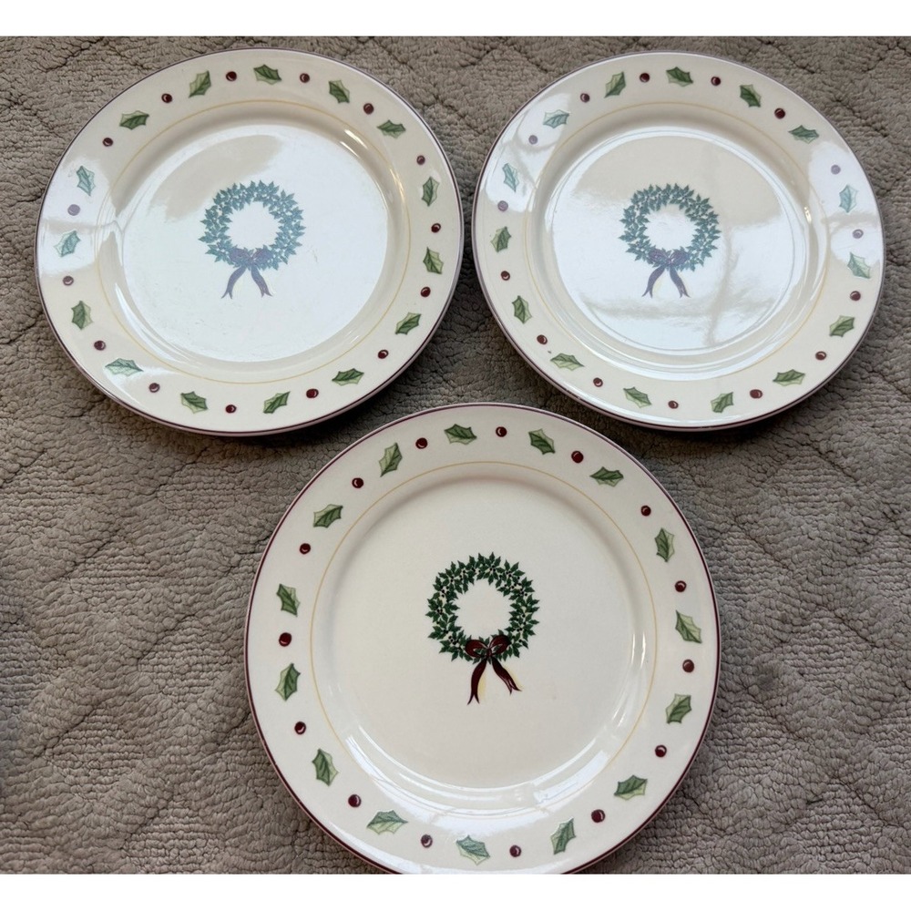 Set of 3 MB Merry Brite Salad Dessert Plates 7.5" Wreath Holiday Home Christmas